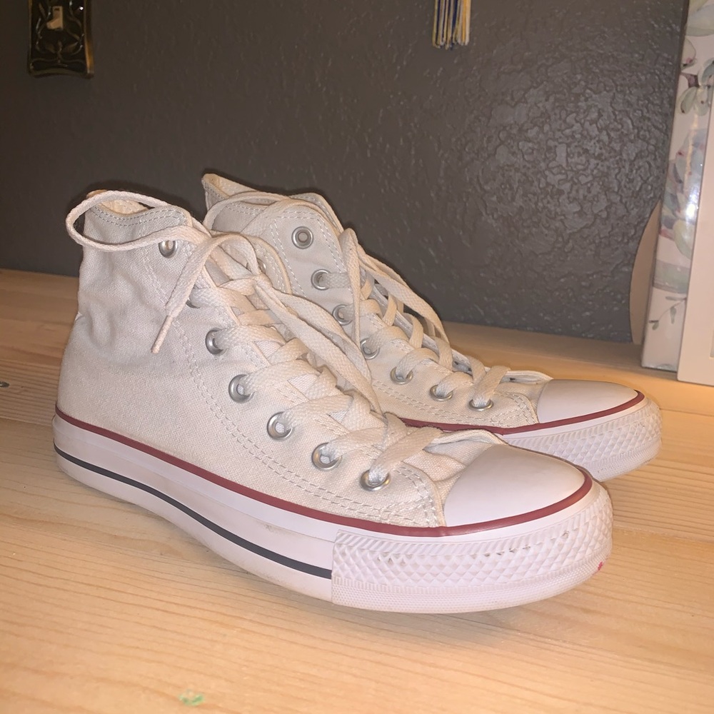 Hi top White Converse